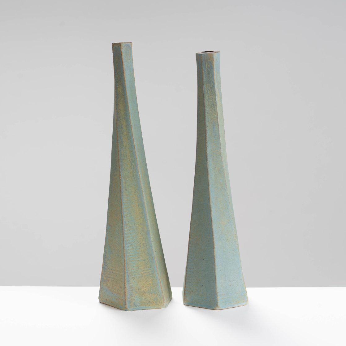 EM183Y926 Green Bottles Pair
