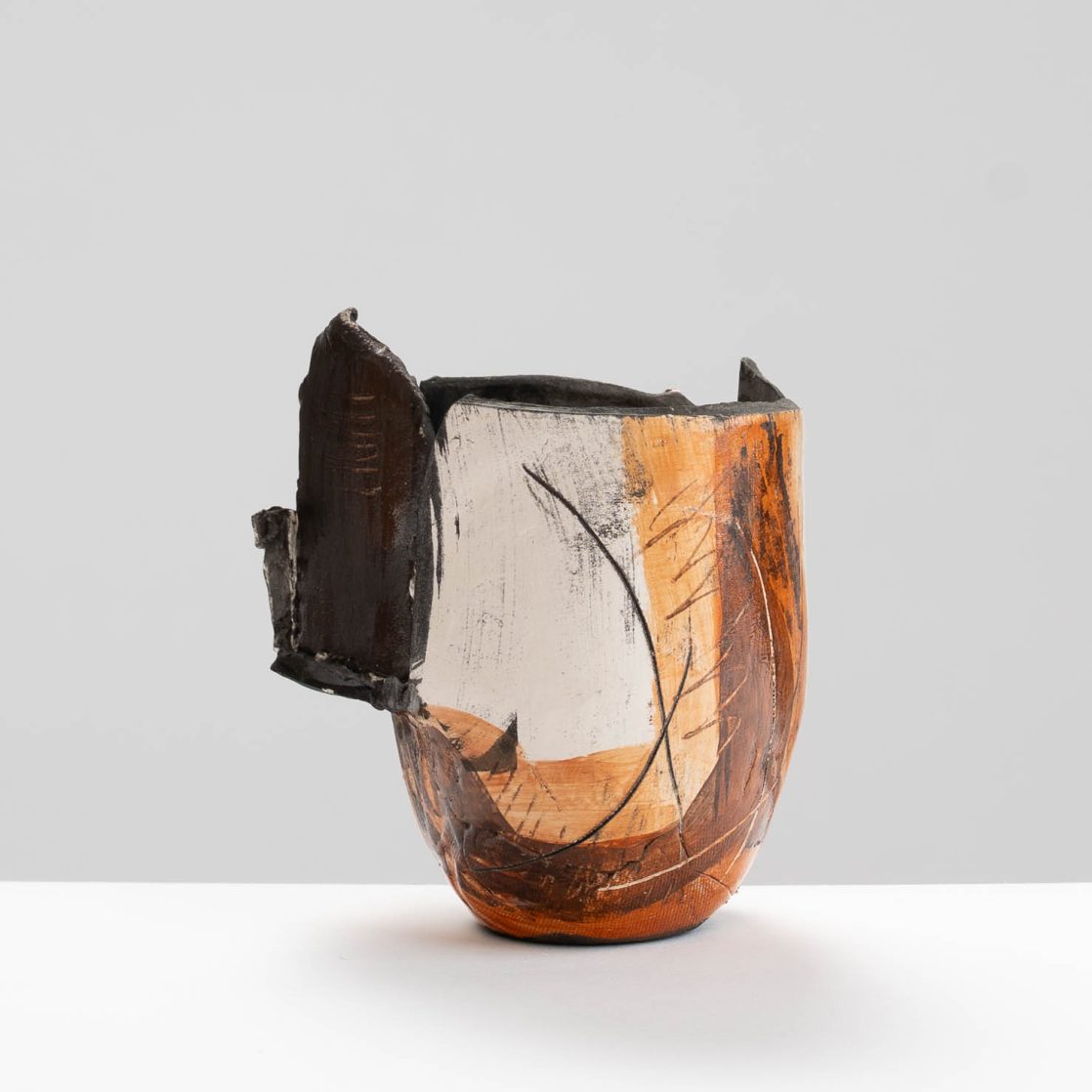 ES582Y44 Small Brown Fragmented Vessel