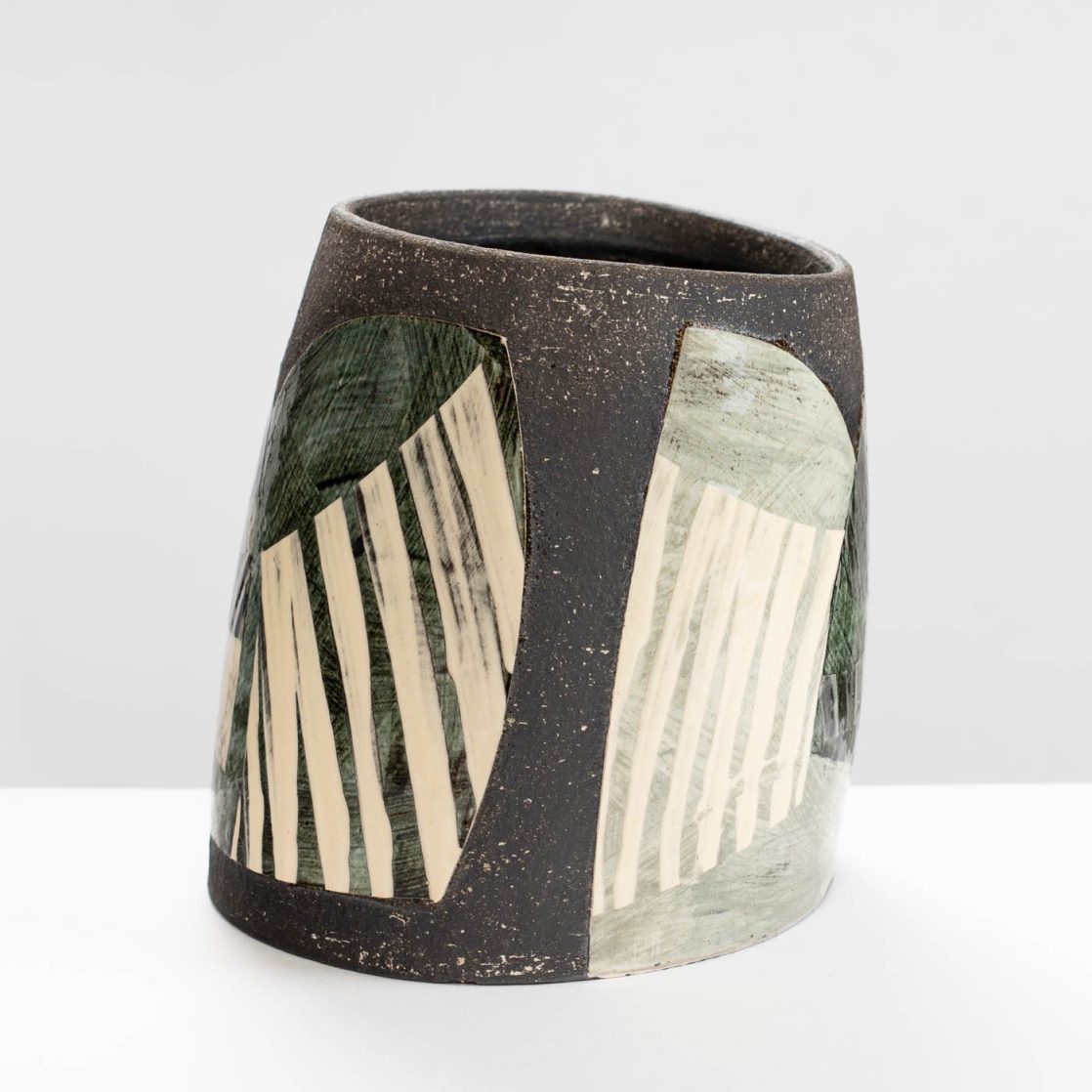 RP56Y1122 Oval Vessel